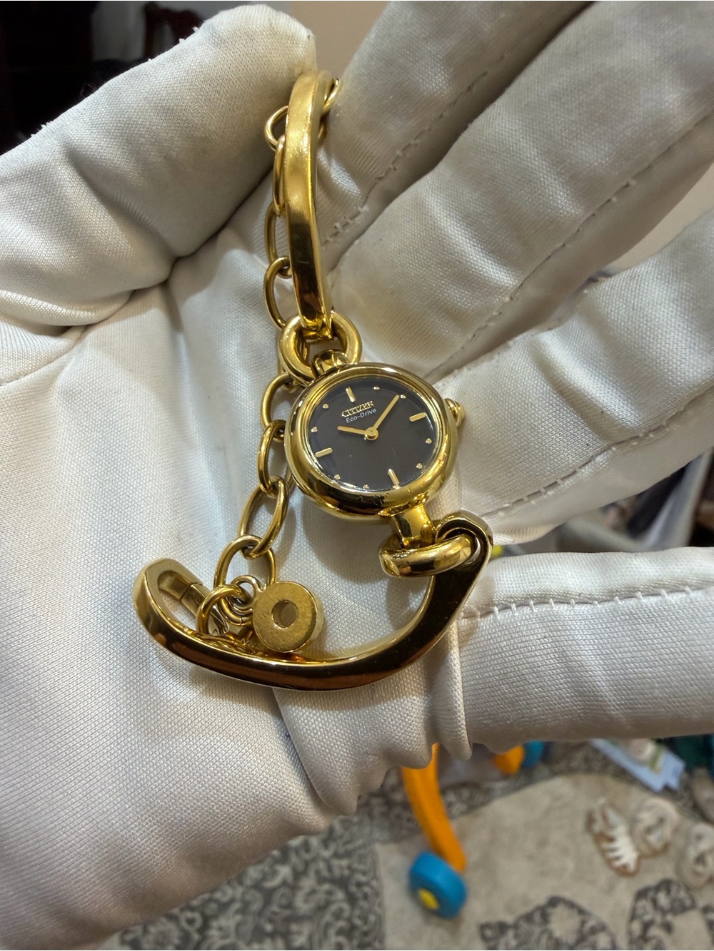 Vintage Citizen Eco-Drive Ladies Bangle Charm Watch Gold Tone Black Dial B023 - Picture 3 of 15